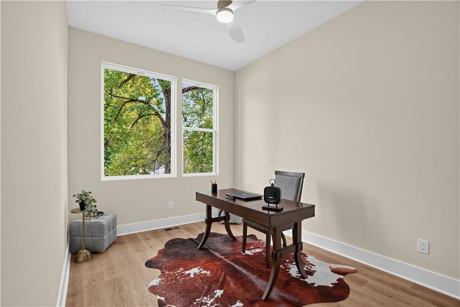 Furnished interior view inside a new home in , Atlanta (Image 33).