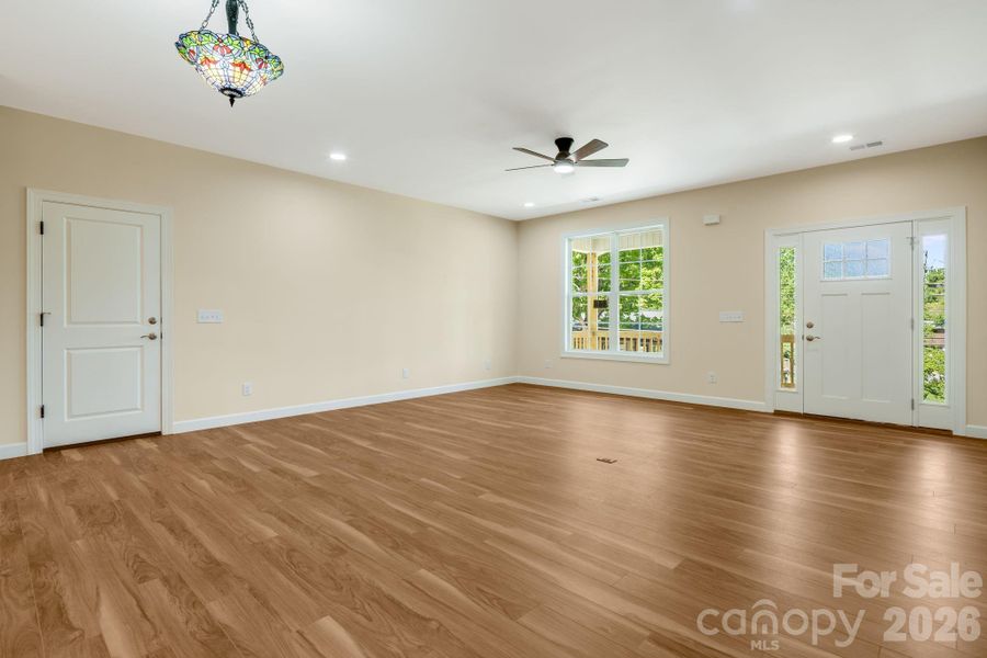 Spacious, unfurnished interior of a new home in , Forest City (Image 26).