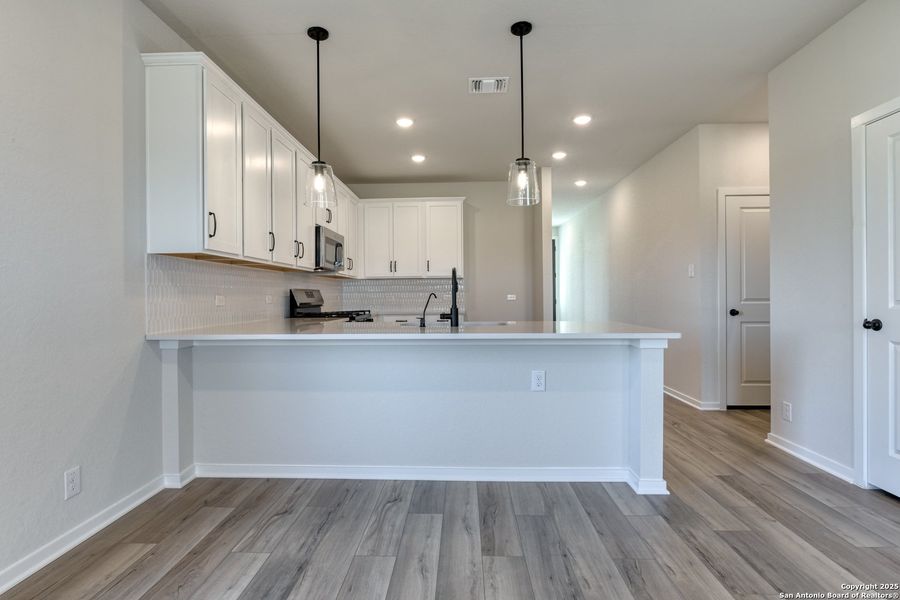 Furnished interior view inside a new home in Cordova Trails, Seguin (Image 11). Furnished interior view inside a new home in Cordova Trails, Seguin (Image 11).