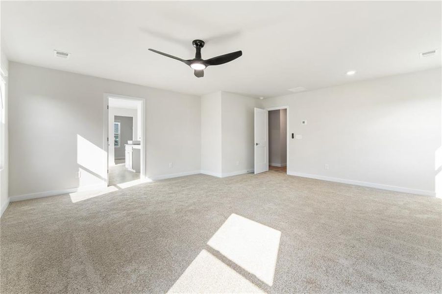 Spacious, unfurnished interior of a new home in Fern Dale, Fairburn (Image 28).