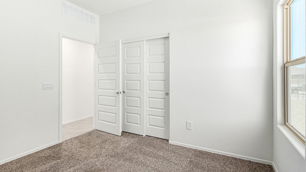 Representative furnished interior of a home built from the Amber by D.R. Horton in Hanson Ridge, Vail (Image 11).