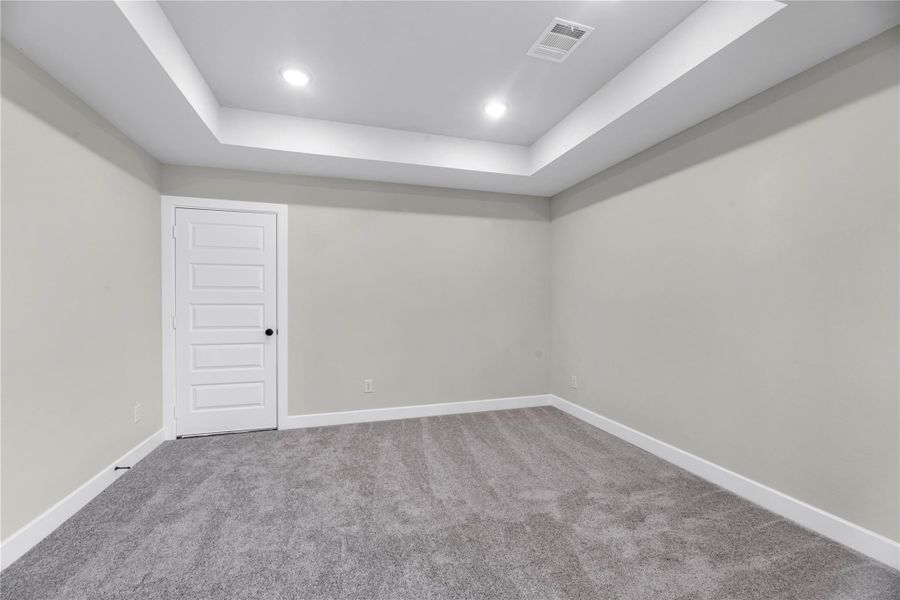 Representative image. Features, specifications, selections and colors may vary. Representative image. Features, specifications, selections and colors may vary.