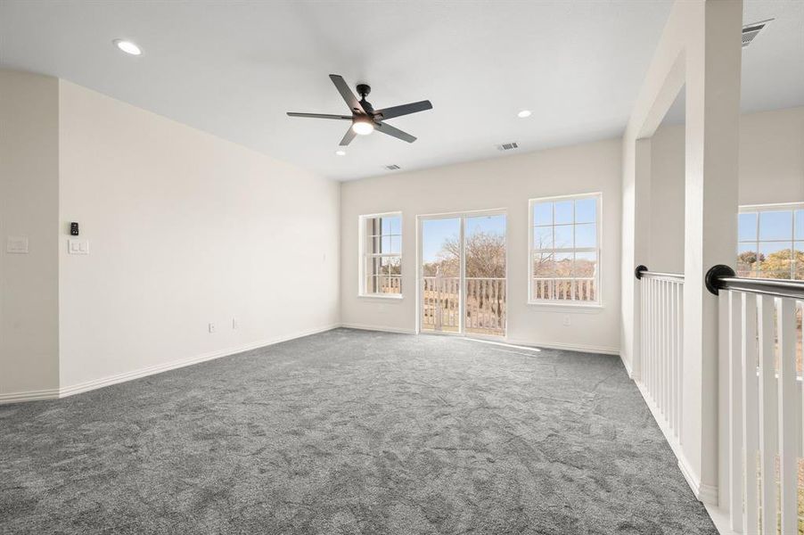 Spacious, unfurnished interior of a new home in , Grand Prairie (Image 19).