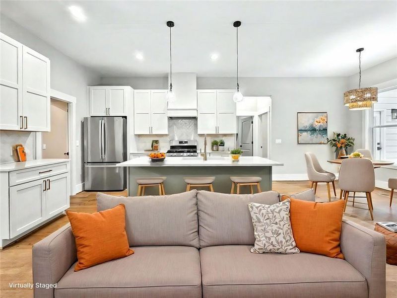 Furnished interior view inside a new home in , Waleska (Image 5).