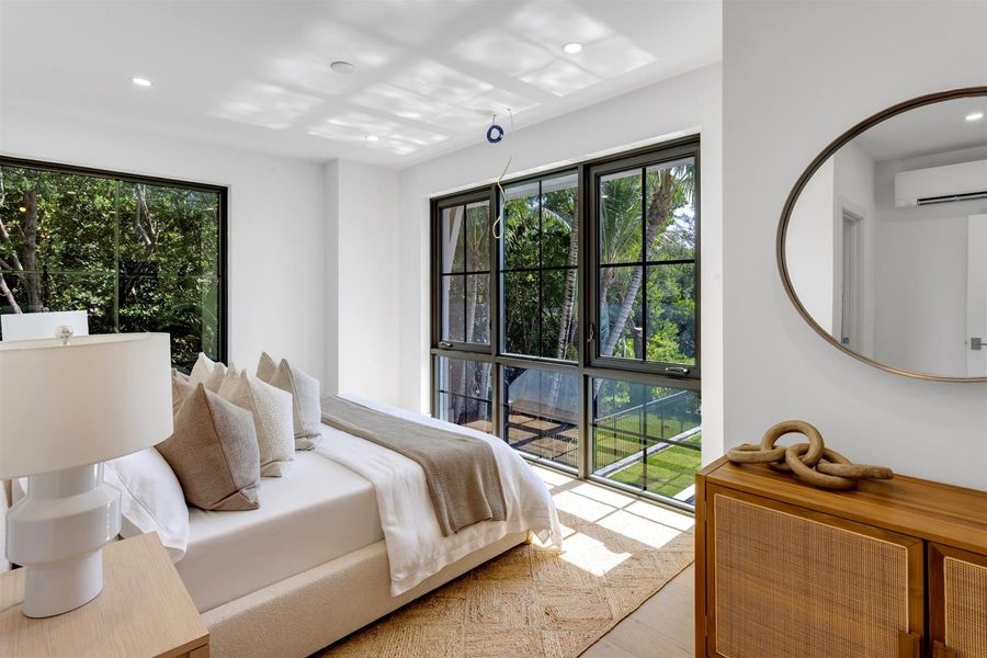 GUEST_HOUSE_BEDROOM