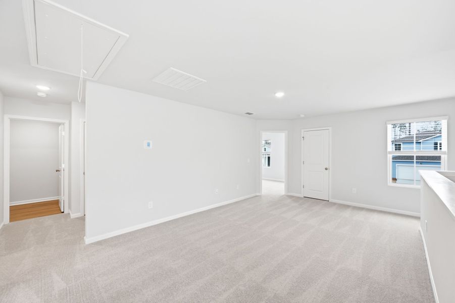 Spacious, unfurnished interior of a new home in Grand Arbor, Blythewood (Image 23).