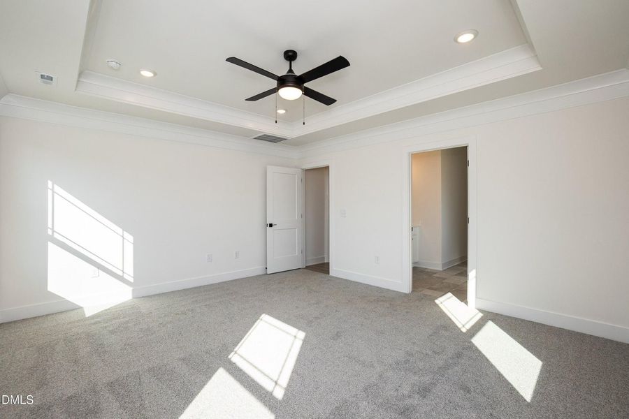 Spacious, unfurnished interior of a new home in Jackson Ridge, Pikeville (Image 19).
