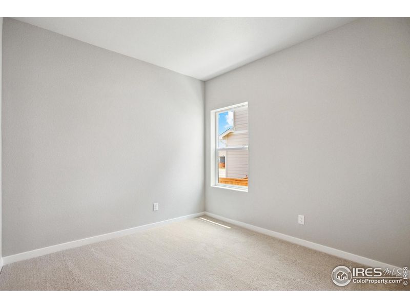 Spacious, unfurnished interior of a new home in Hidden Valley Farm, Severance (Image 17).