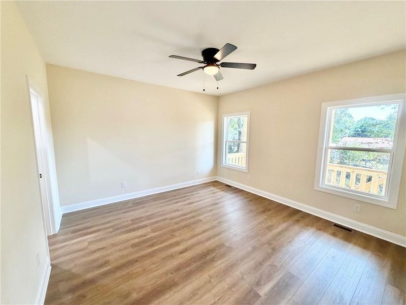 Spacious, unfurnished interior of a new home in , Emerson (Image 13).
