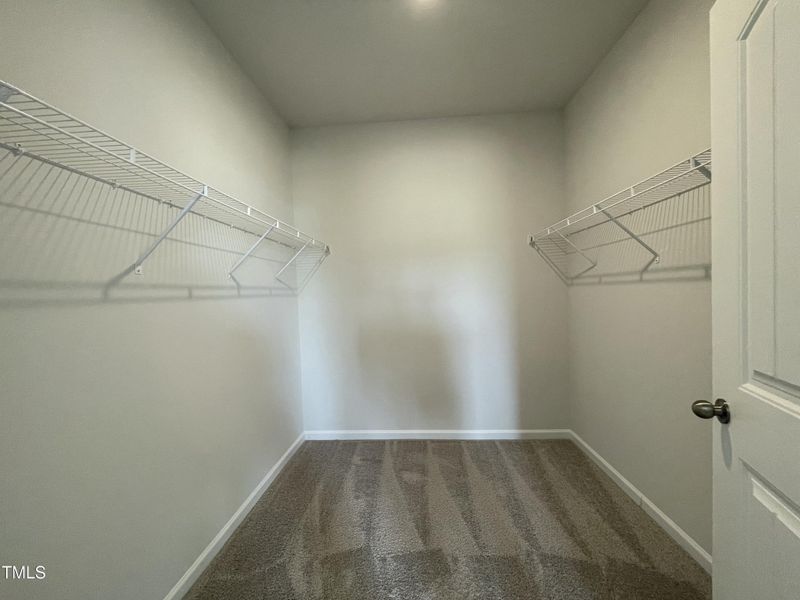 20250823_200948741_iOS