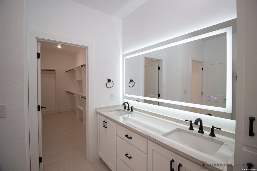 Furnished interior view inside a new home in , Canyon Lake (Image 9).
