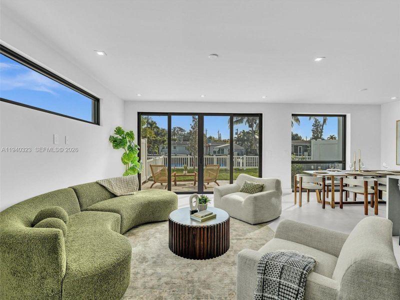 Image 82 of a home in .