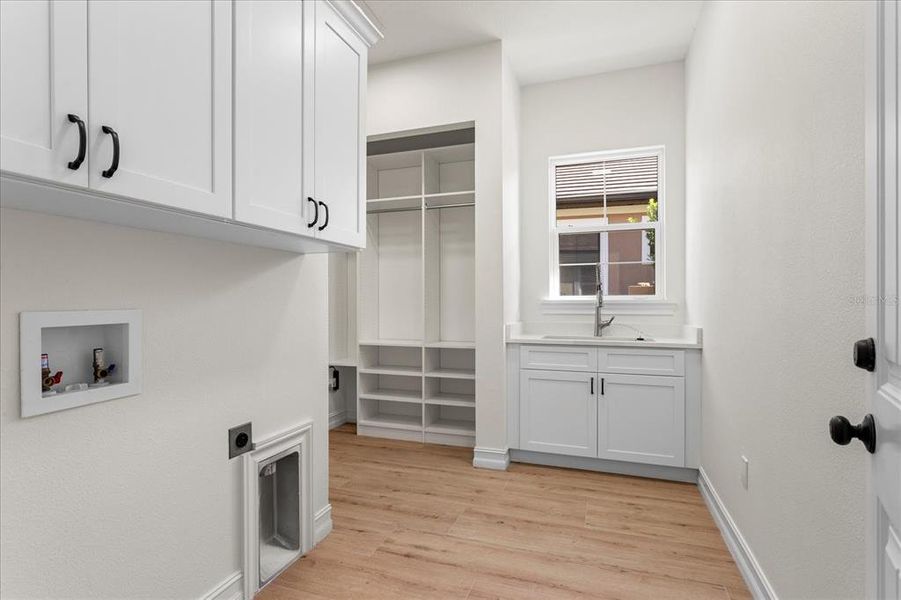 Image 35 of a home in .