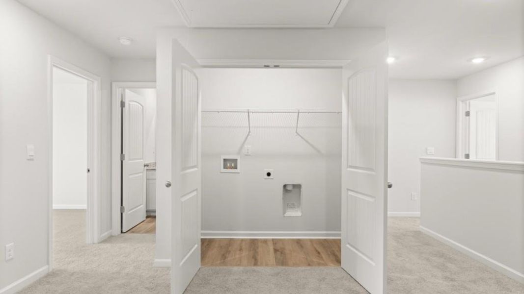 Spacious, unfurnished interior of a new home in Carlton, Douglasville (Image 26).