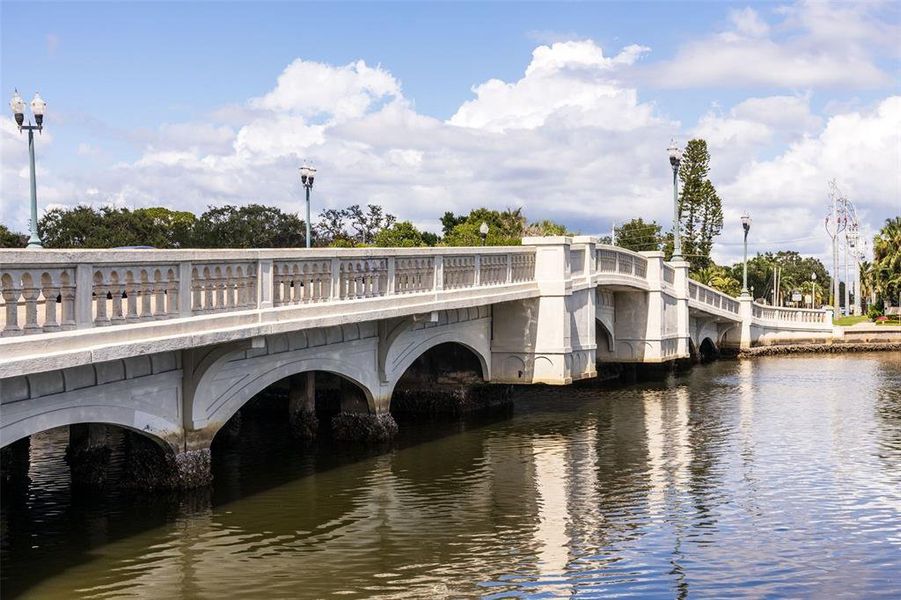 Image 8 of a home in .