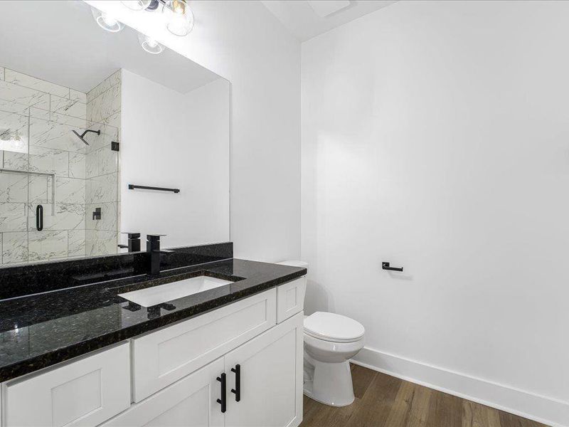 Furnished interior view inside a new home in , Dallas (Image 5).