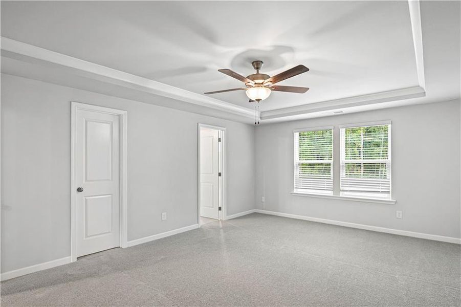 Spacious, unfurnished interior of a new home in Briar Creek, Atlanta (Image 20).