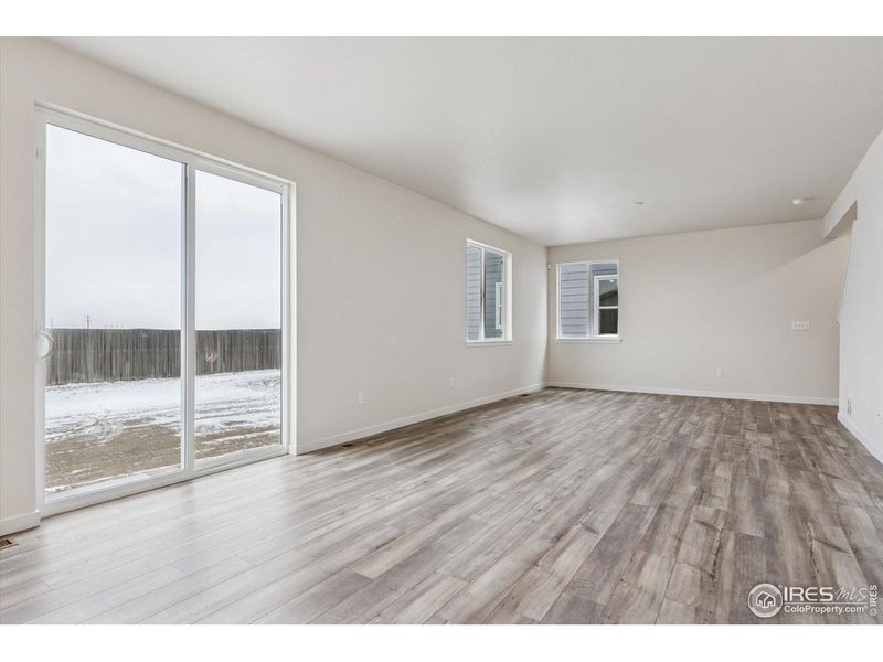 Spacious, unfurnished interior of a new home in The Overlook at Johnstown Farms, Johnstown (Image 18).