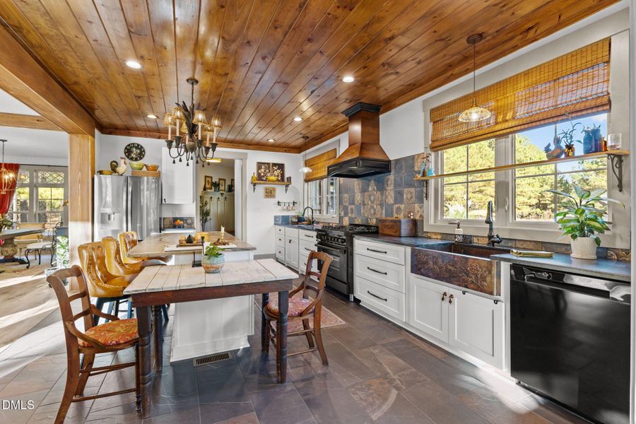 18-web-or-mls-AZ3A8428