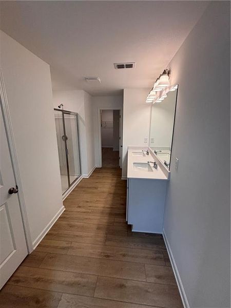 Spacious, unfurnished interior of a new home in Leydenview, Mableton (Image 28).