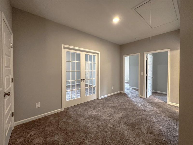 Spacious, unfurnished interior of a new home in Glen at Cave Springs, Douglasville (Image 27).