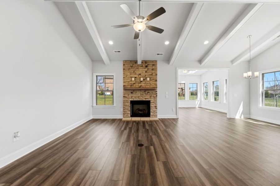 Spacious, unfurnished interior of a new home in Weybridge, Burlington (Image 21).