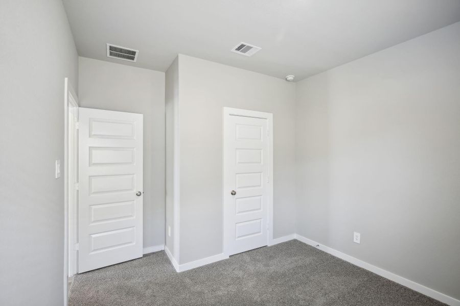 Spacious, unfurnished interior of a new home in Massey Oaks - Premier Series, Pearland (Image 32). Spacious, unfurnished interior of a new home in Massey Oaks - Premier Series, Pearland (Image 32).
