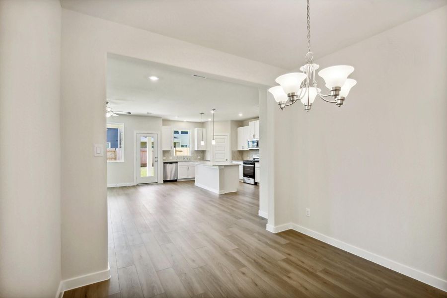 Photo is not of the actual home, but is an inspirational photo of builder’s model home and may depict options, furnishings, and/or decorator features that are not included Photo is not of the actual home, but is an inspirational photo of builder’s model home and may depict options, furnishings, and/or decorator features that are not included