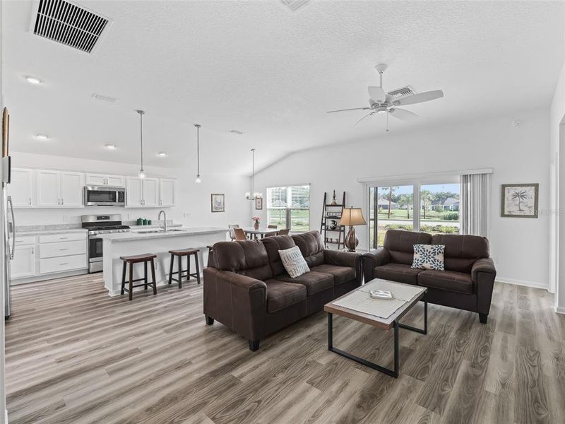 Image 34 of a home in .