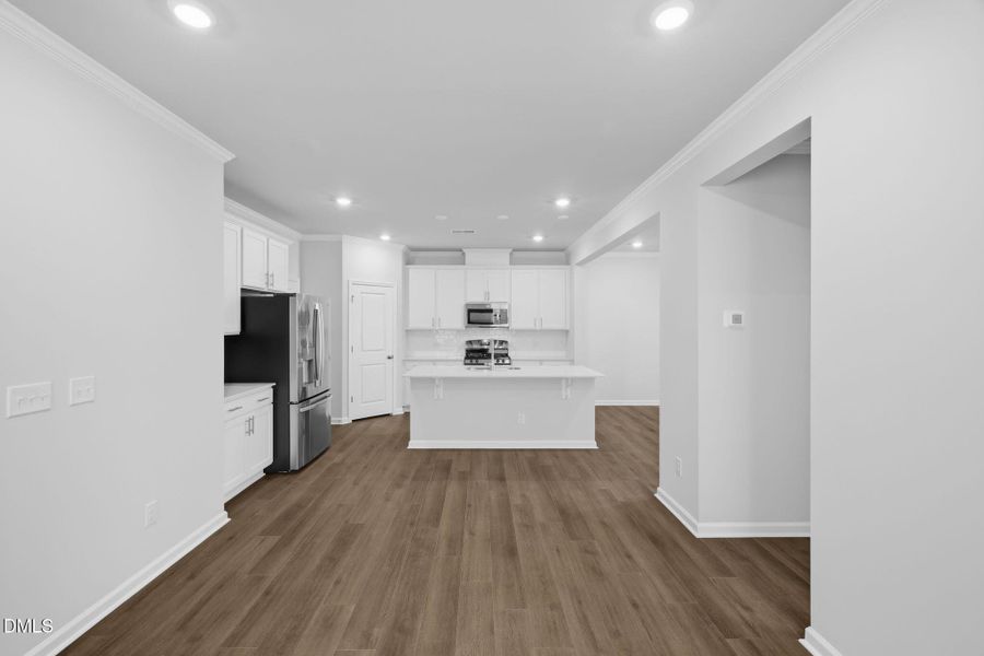 SUN_Sagecroft_Pic_Spencer_QMI_74_Kitchen