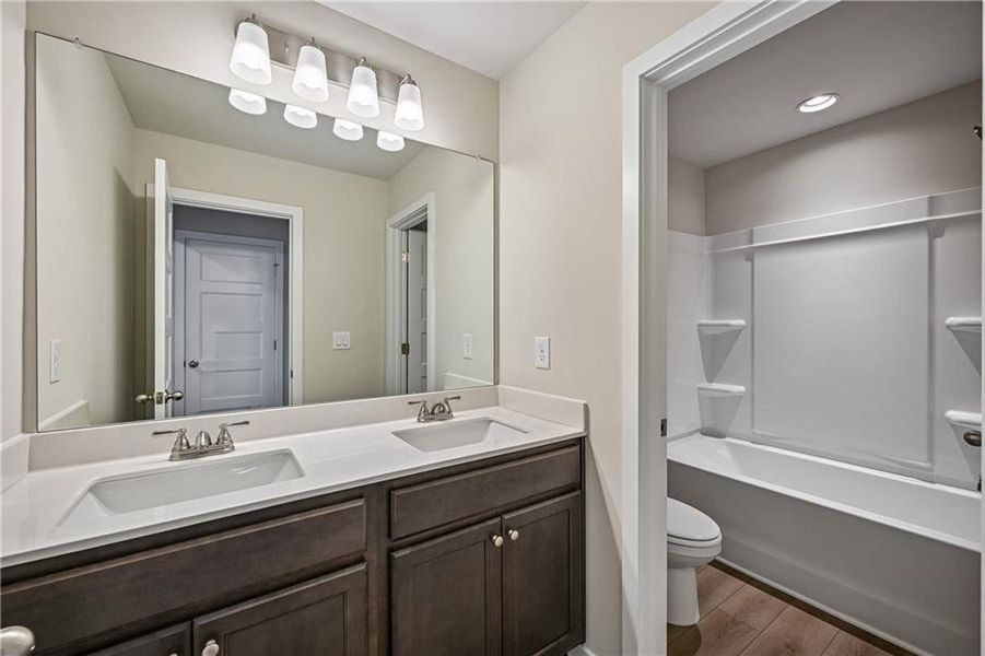 Furnished interior view inside a new home in Mallard’s Landing, Jefferson (Image 4).