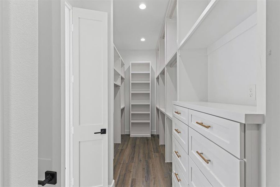 Image 30 of a home in .