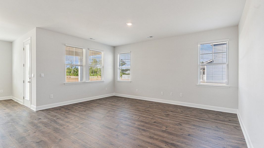 Spacious, unfurnished interior of a new home in Cedar Hill Landing, Navassa (Image 16).