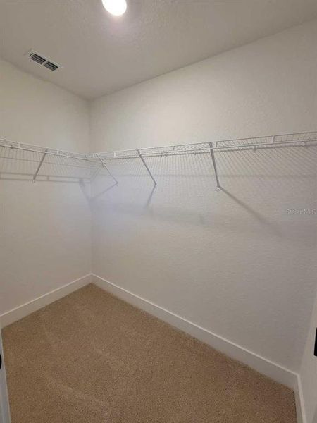 Spacious, unfurnished interior of a new home in Ocala Crossings South, Ocala (Image 22).