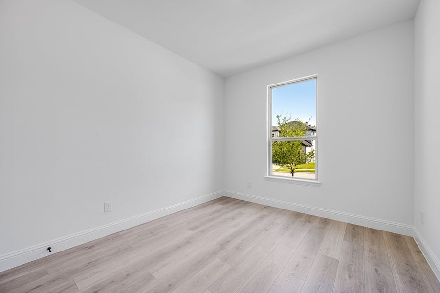 Representative unfurnished interior of a home built from the Camelia by Taylor Morrison in Stoneridge, Melissa (Image 17).