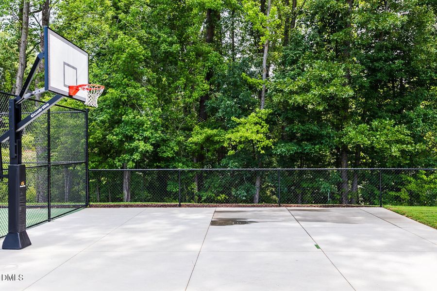 Signs & Amenities - Large (10)