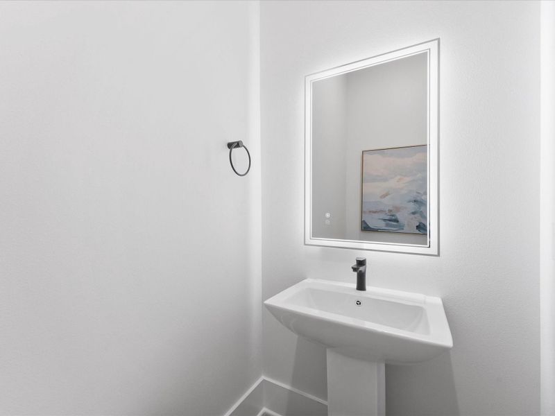 Furnished interior view inside a new home in Jesselton Square at Creekmont, Houston (Image 6). Furnished interior view inside a new home in Jesselton Square at Creekmont, Houston (Image 6).