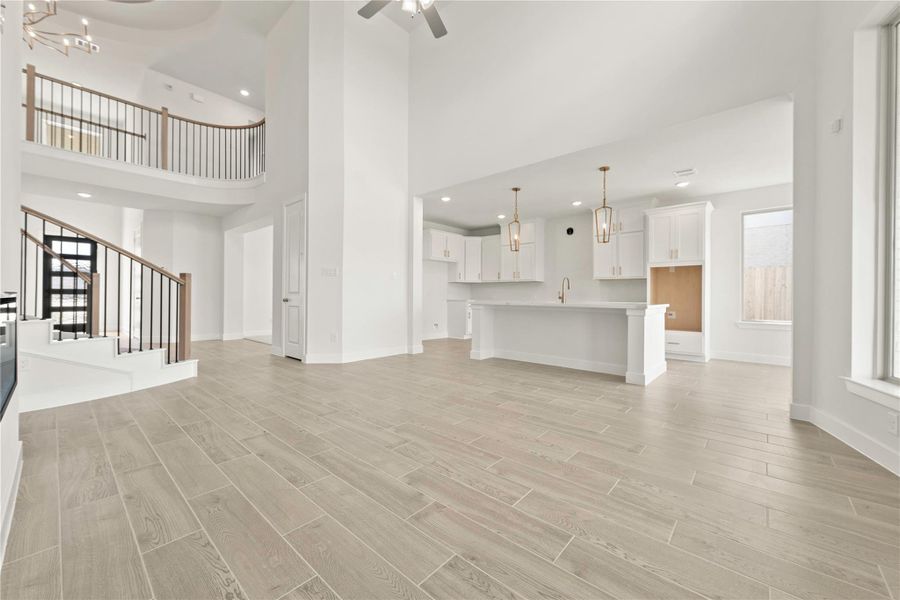 Representative image. Features, specifications, selections and colors may vary.