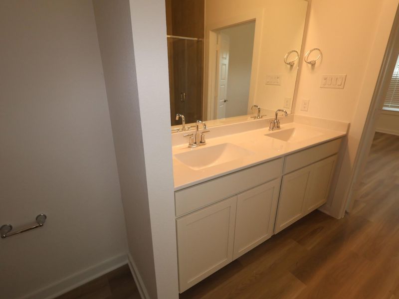 Furnished interior view inside a new home in Miller's Pond, Rosenberg (Image 12).
