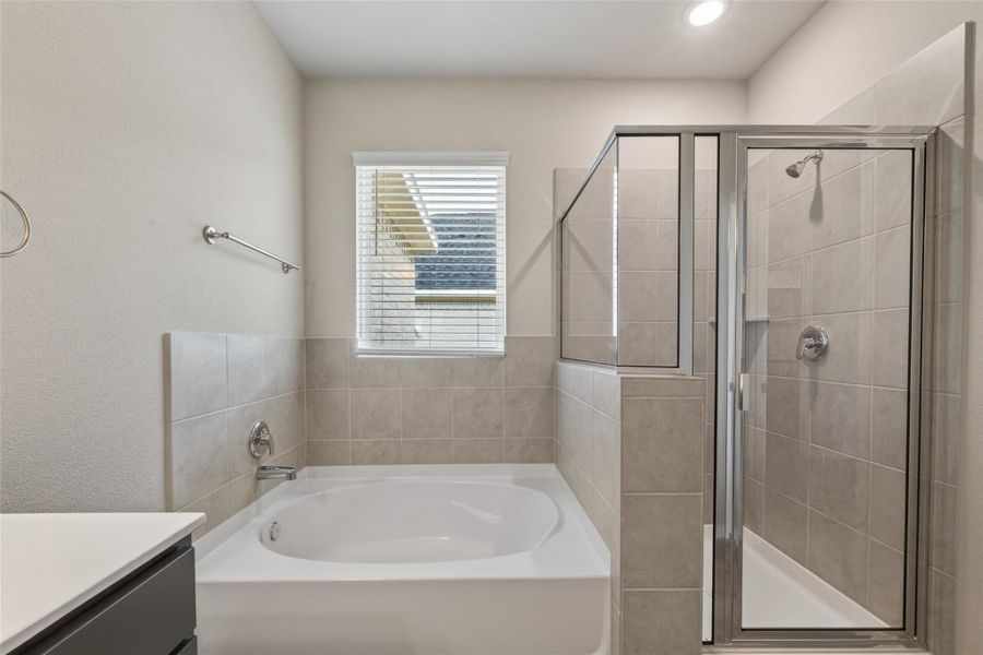 Furnished interior view inside a new home in Rollingbrook Estates, Baytown (Image 14).