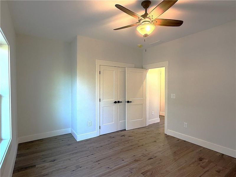 Spacious, unfurnished interior of a new home in , Hiawassee (Image 9).