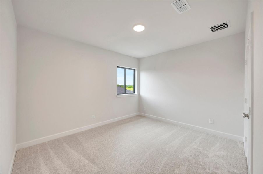 Spacious, unfurnished interior of a new home in Sienna - Landmark Row Collection, Missouri City (Image 28). Spacious, unfurnished interior of a new home in Sienna - Landmark Row Collection, Missouri City (Image 28).