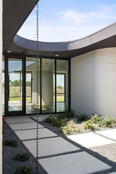 Exterior details of a home in Wimberley Springs, Wimberley (Image 5).