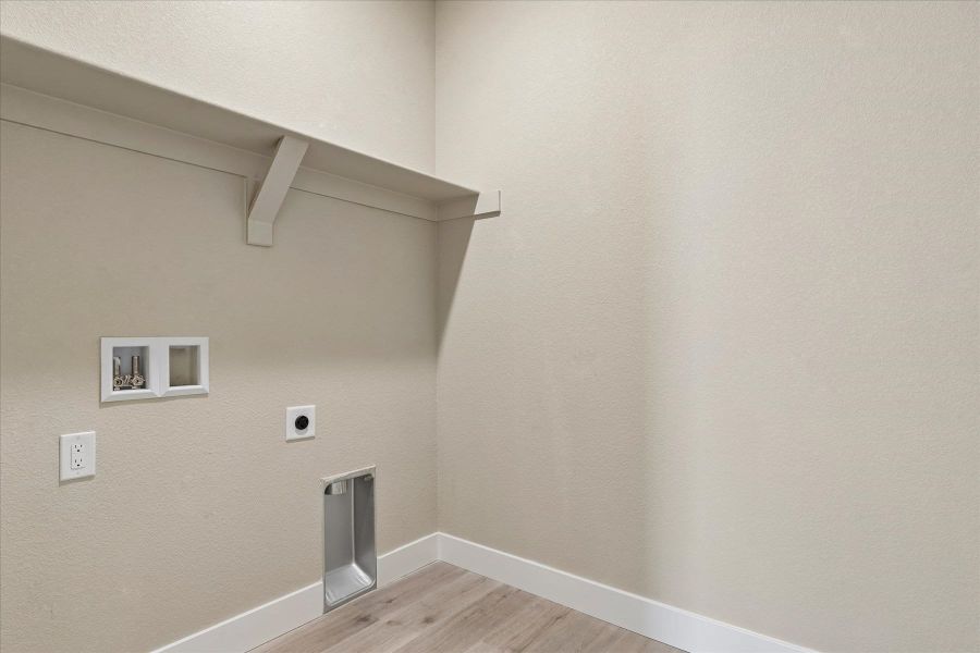 Spacious, unfurnished interior of a new home in The Glen, Colorado Springs (Image 18). Spacious, unfurnished interior of a new home in The Glen, Colorado Springs (Image 18).