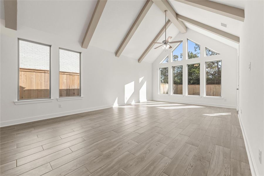 Spacious, unfurnished interior of a new home in Kresston, Montgomery (Image 12).