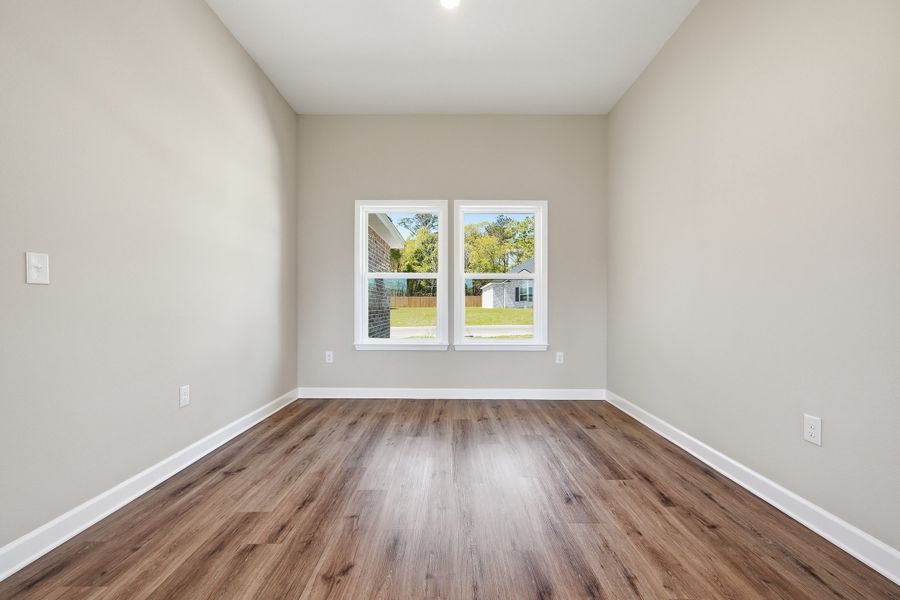 Spacious, unfurnished interior of a new home in Southern Charm, Crestview (Image 26).