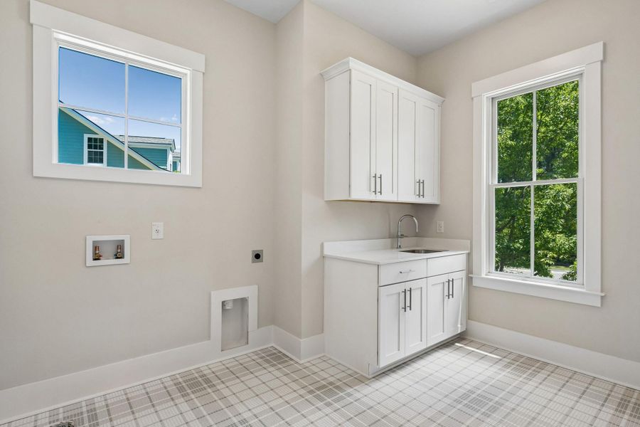 Furnished interior view inside a new home in , Charleston (Image 38).