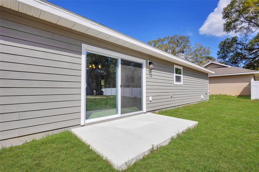 Exterior details and patio area of a home in , Belleview (Image 12).