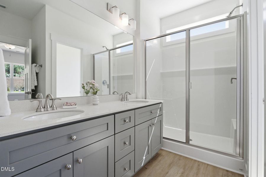 29-web-or-mls-dsc07904