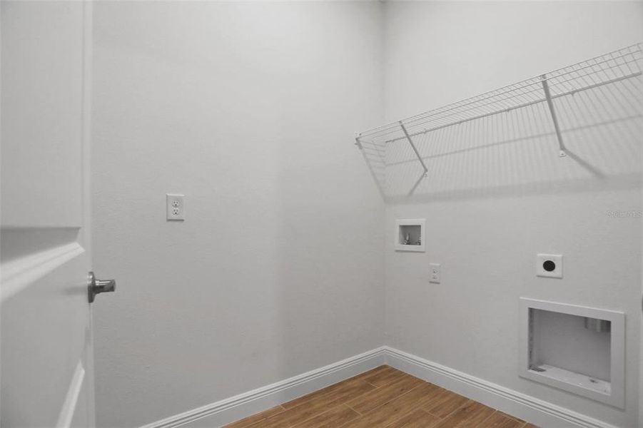 Spacious, unfurnished interior of a new home in Seaire, Parrish (Image 31).